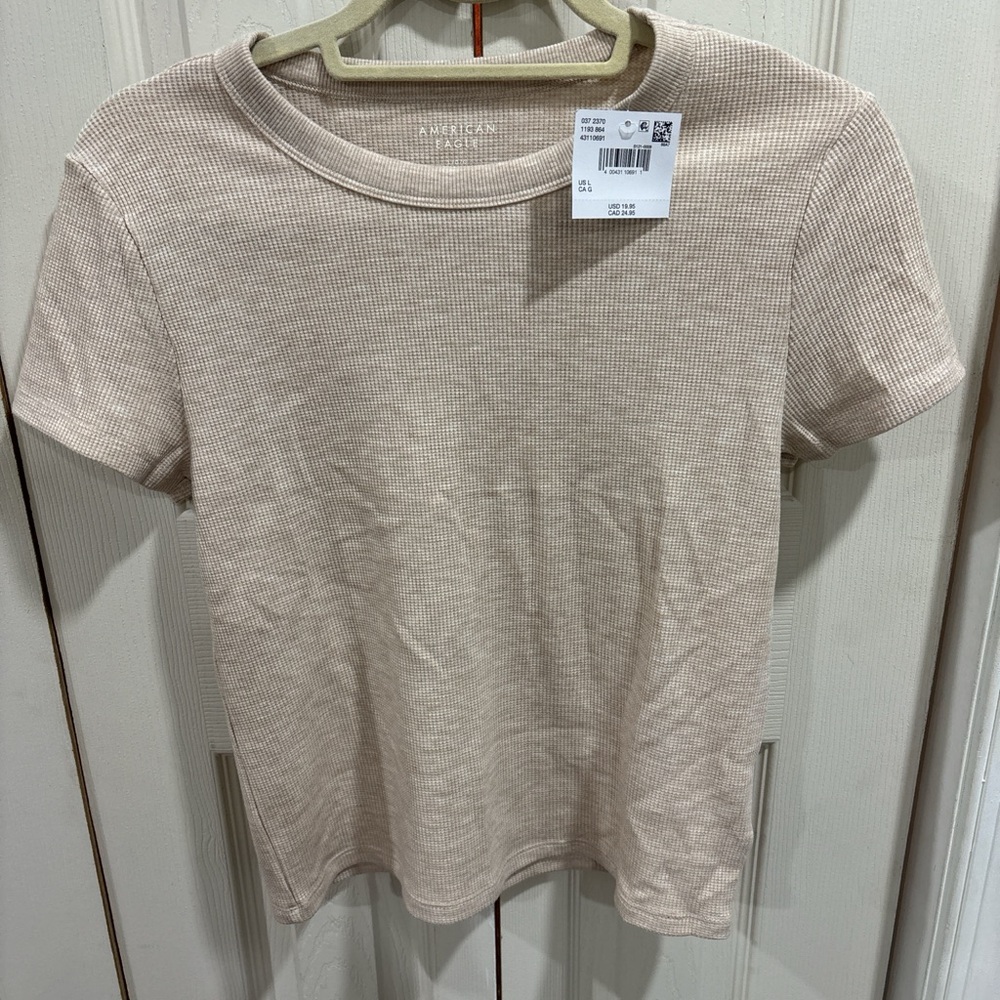 American Eagle Outfitters Beige Short Sleeve Tee